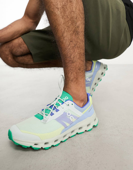 On Running Cloudvista trainers in light green