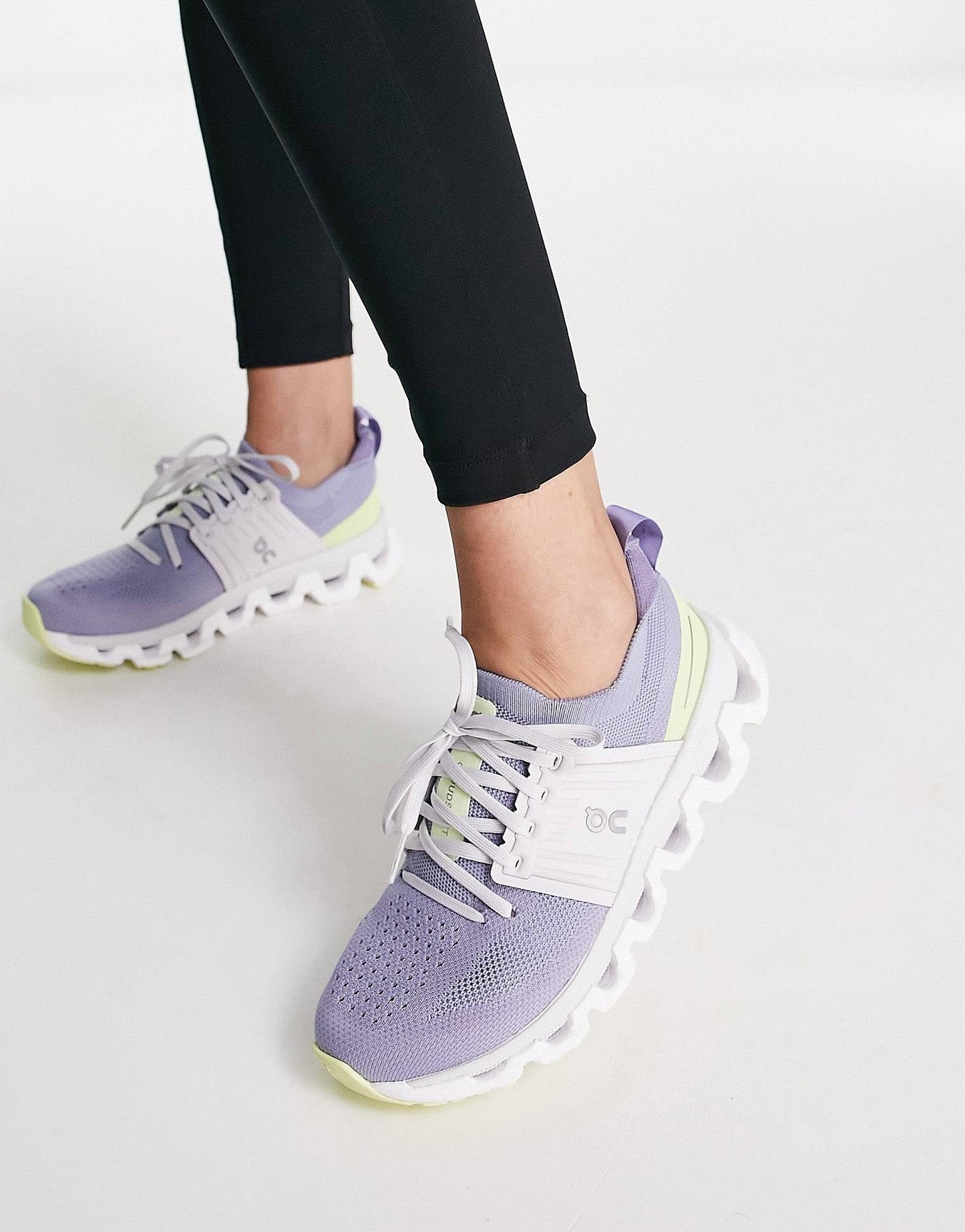 On Running Cloudswift 3 trainers in lilac
